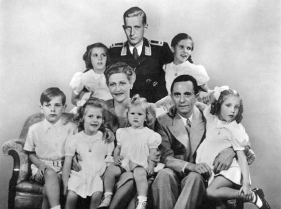 1945: gli ultimi deliranti messaggi di Joseph Goebbels